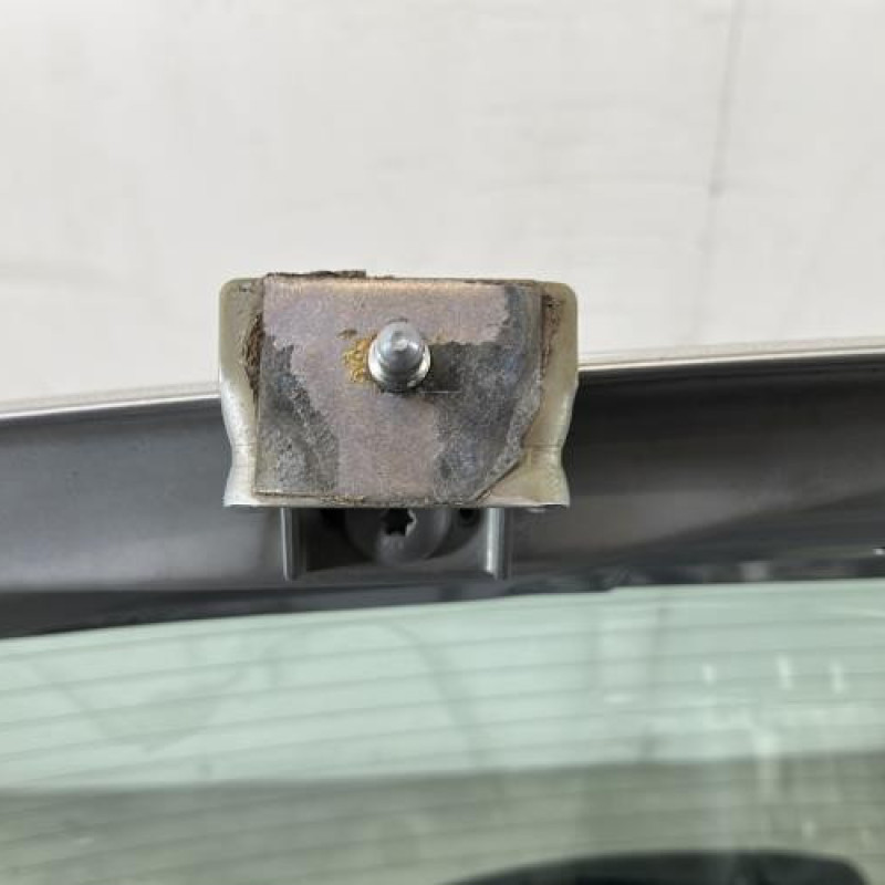 Malle/Hayon arriere CITROEN C3 1 Photo n°6