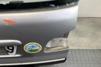 Malle/Hayon arriere PEUGEOT 406