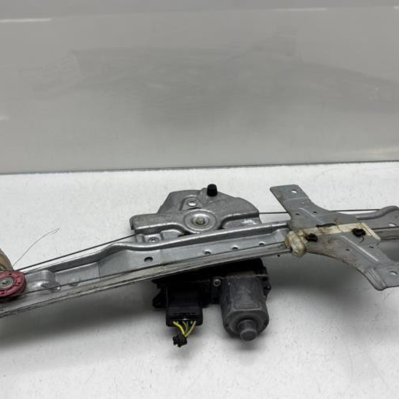 Leve vitre electrique avant gauche PEUGEOT 208 1 Photo n°7