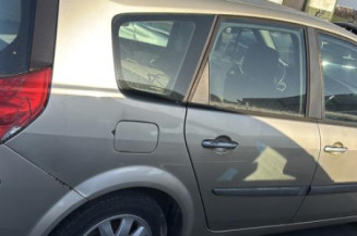 Pare choc arriere RENAULT GRAND SCENIC 2