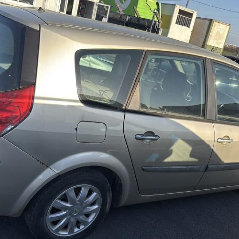 Pare choc arriere RENAULT GRAND SCENIC 2 Photo n°14
