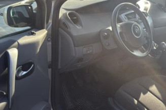 Pare choc arriere RENAULT GRAND SCENIC 2