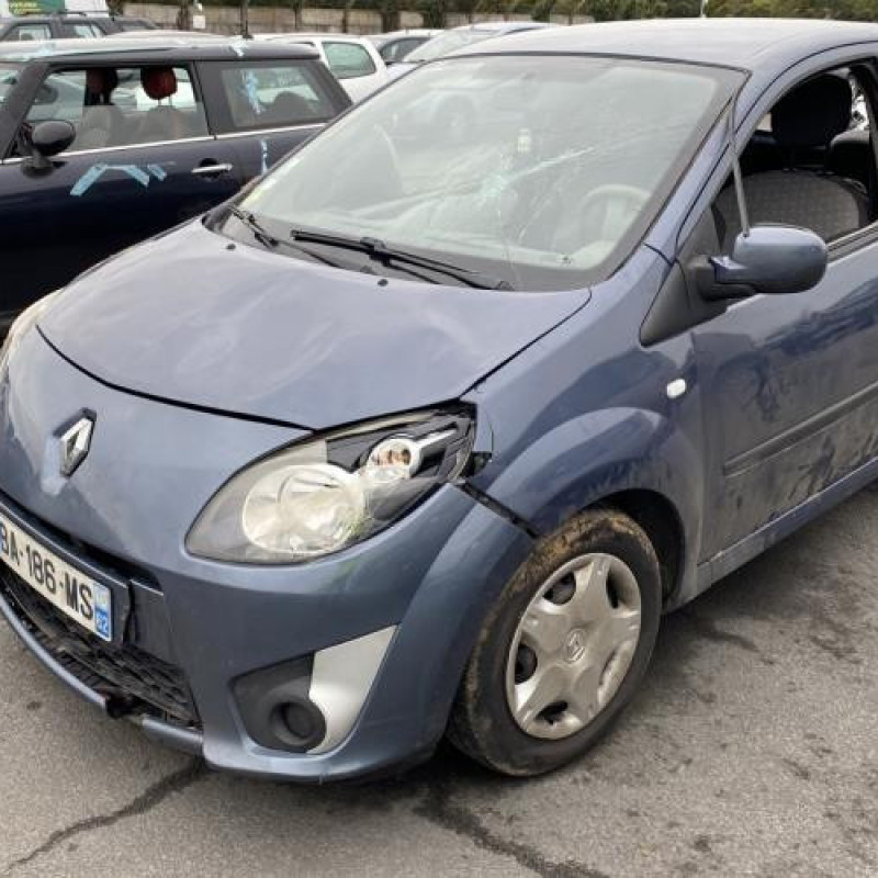 Pare choc arriere RENAULT TWINGO 2 Photo n°8