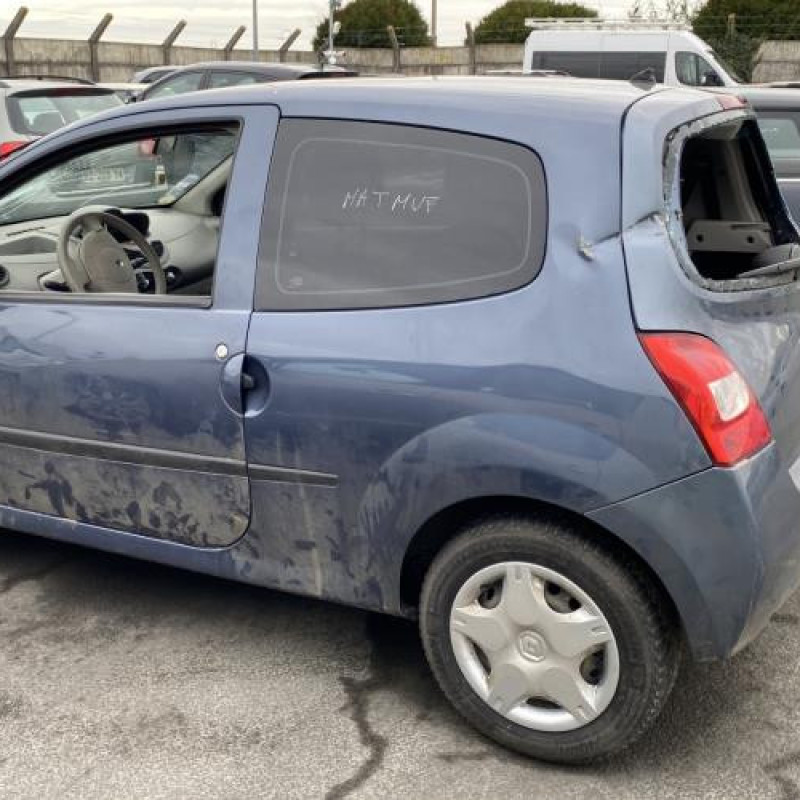 Pare choc arriere RENAULT TWINGO 2 Photo n°13
