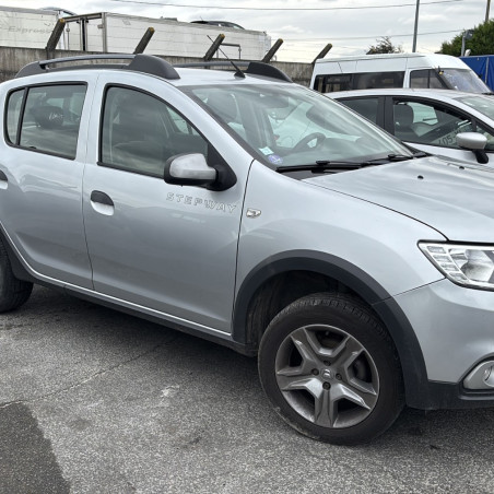 DACIA SANDERO 2 PHASE 2 1.0i - 12V TURBO SCE 100