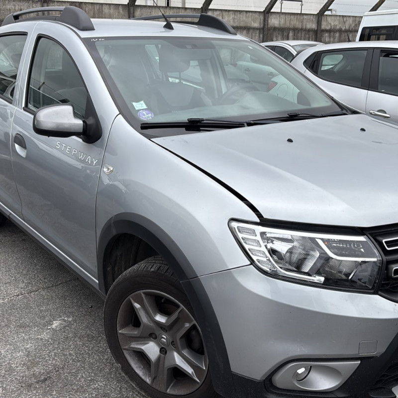 DACIA SANDERO 2 PHASE 2 1.0i - 12V TURBO SCE 100 Photo n°13