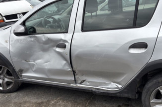 DACIA SANDERO 2 PHASE 2 1.0i - 12V TURBO SCE 100