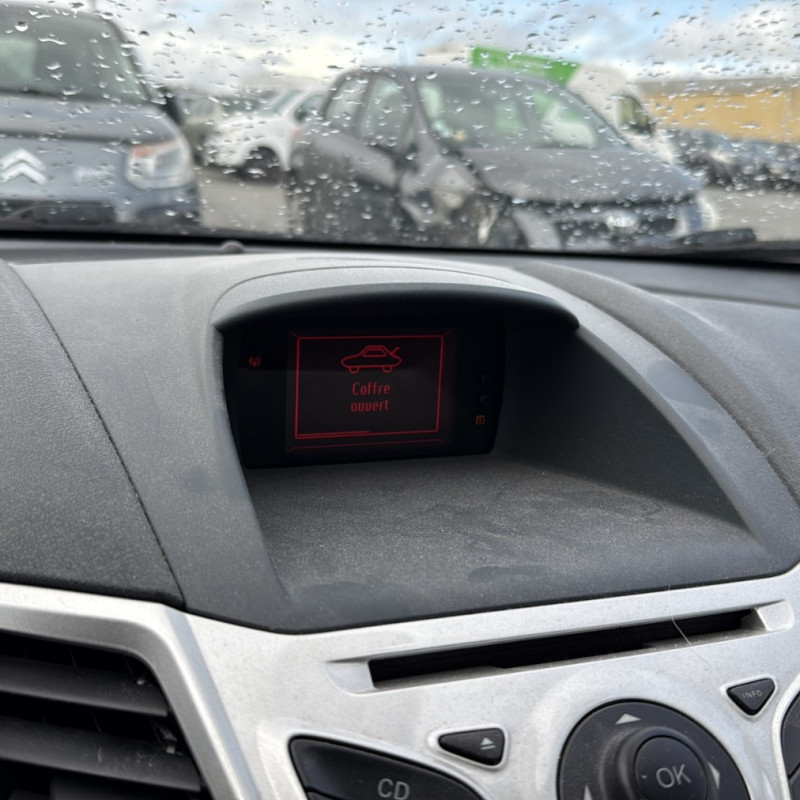 FORD FIESTA 6 PHASE 1 1.25i - 16V Photo n°26