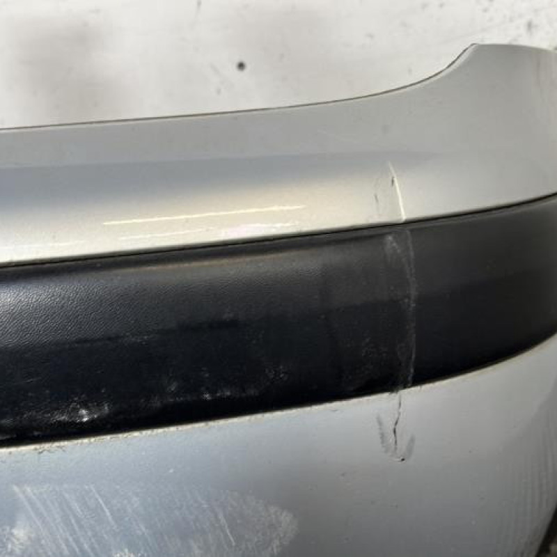 Pare choc avant VOLKSWAGEN GOLF 4 Photo n°4