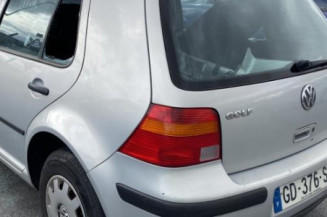 Pare choc avant VOLKSWAGEN GOLF 4