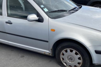Pare choc avant VOLKSWAGEN GOLF 4