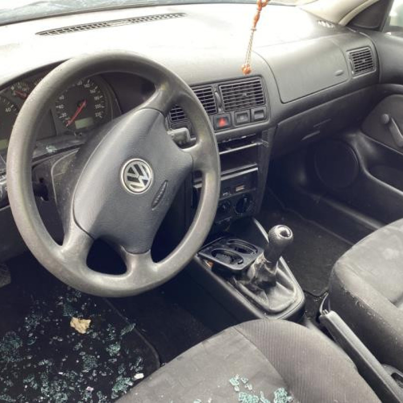 Pare choc avant VOLKSWAGEN GOLF 4 Photo n°16