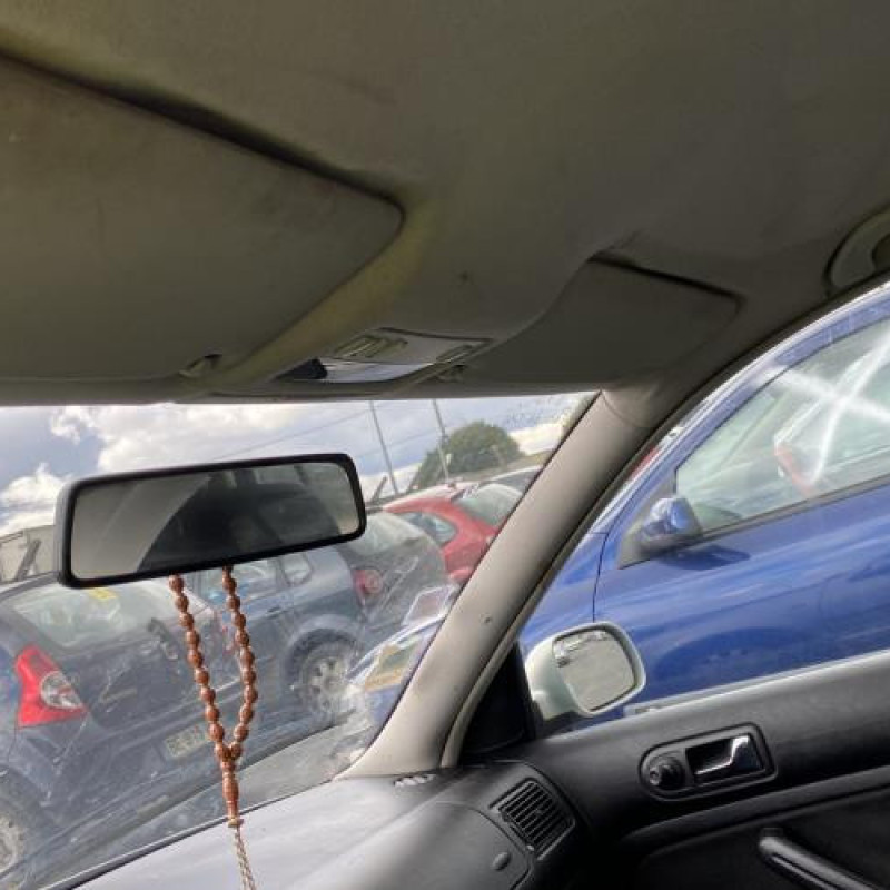 Pare choc avant VOLKSWAGEN GOLF 4 Photo n°18