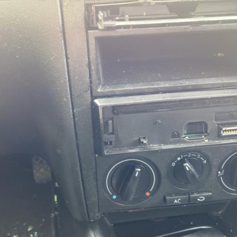 Pare choc avant VOLKSWAGEN GOLF 4 Photo n°20