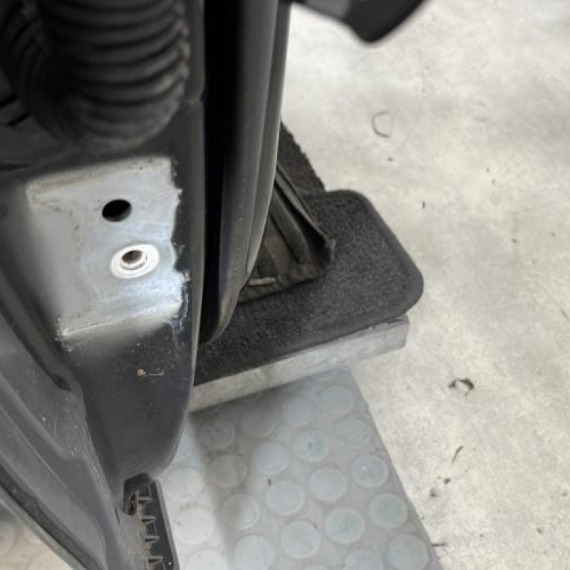 Porte avant droit CITROEN C5 2 Photo n°5