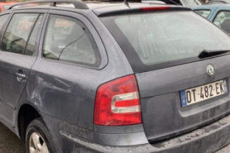 Porte avant gauche SKODA OCTAVIA 2