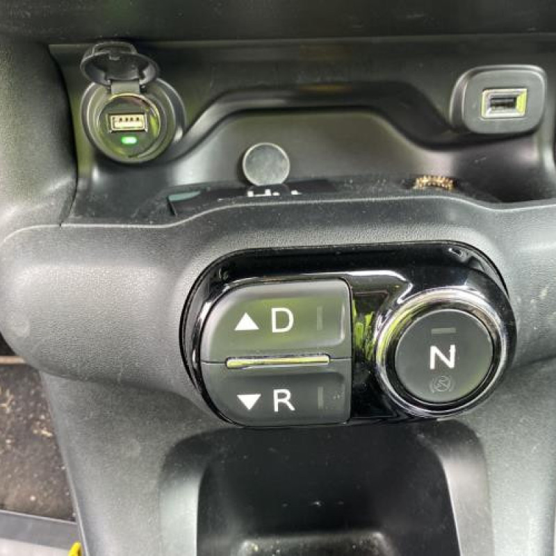 Porte avant gauche CITROEN C4 CACTUS Photo n°20