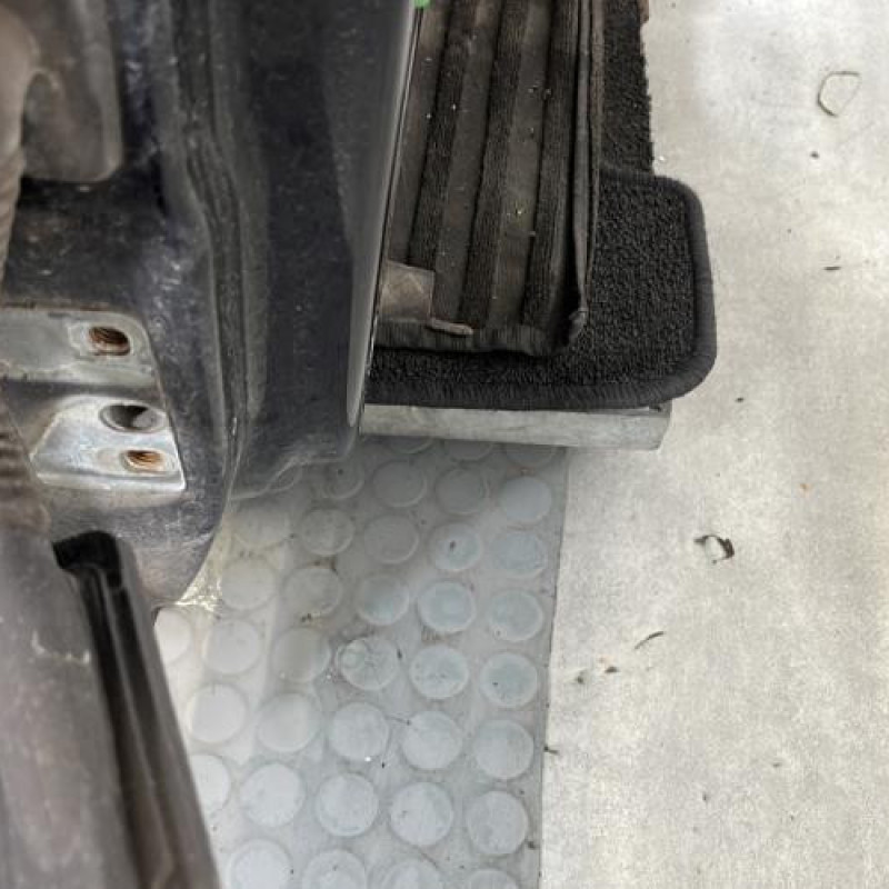 Porte avant droit VOLKSWAGEN GOLF 6 Photo n°5