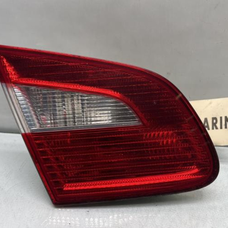 Feu arriere secondaire gauche (feux) SKODA SUPERB 2 Photo n°1