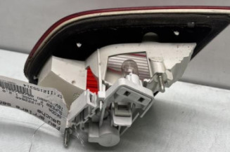 Feu arriere secondaire gauche (feux) SKODA SUPERB 2