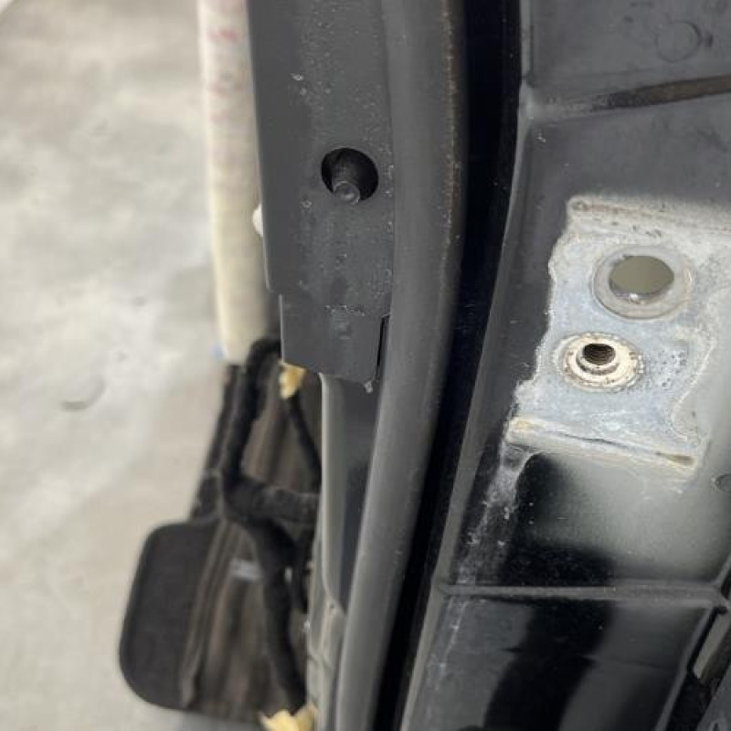 Porte avant gauche CITROEN C5 2 Photo n°4