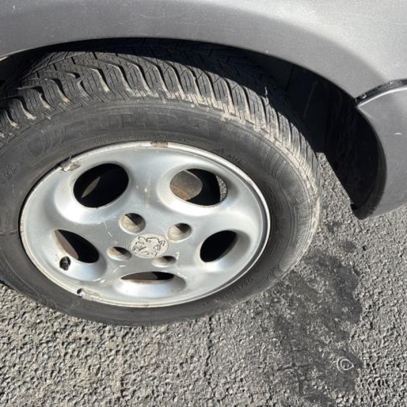 Vitre arriere droit PEUGEOT 206 Photo n°18