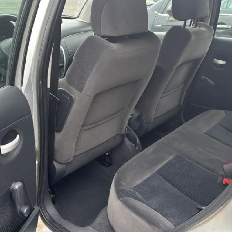 Vitre arriere droit CITROEN C3 1 Photo n°12