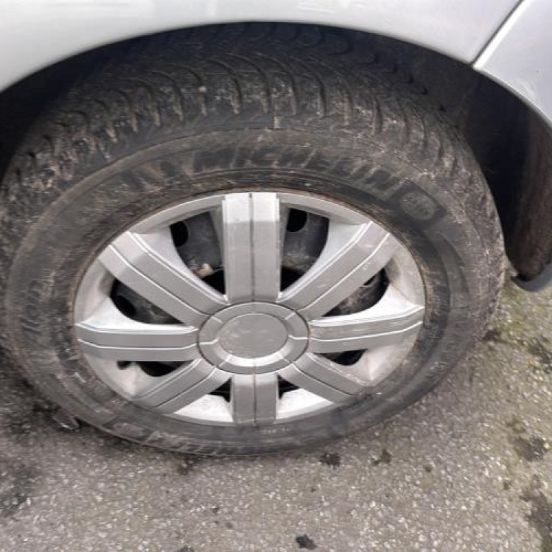 Vitre arriere droit CITROEN C3 1 Photo n°16