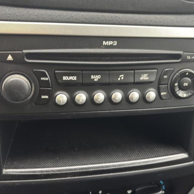 Vitre arriere droit CITROEN C3 1 Photo n°19