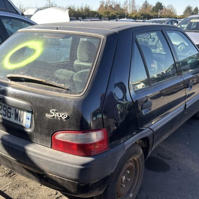 Pare choc avant CITROEN SAXO Photo n°9