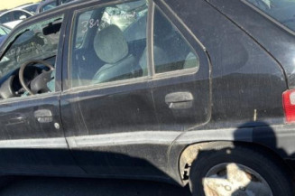 Pare choc avant CITROEN SAXO