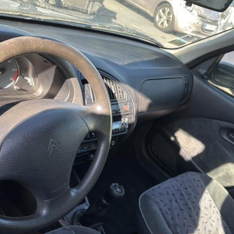 Pare choc avant CITROEN SAXO Photo n°15