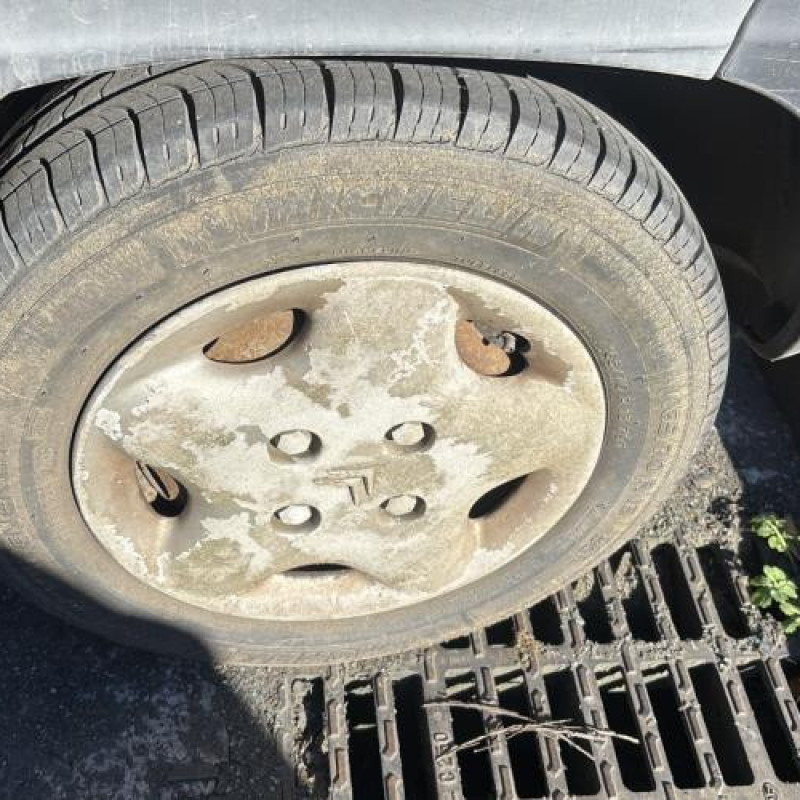 Pare choc avant CITROEN SAXO Photo n°16