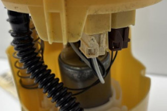 Pompe à carburant DACIA DUSTER 1