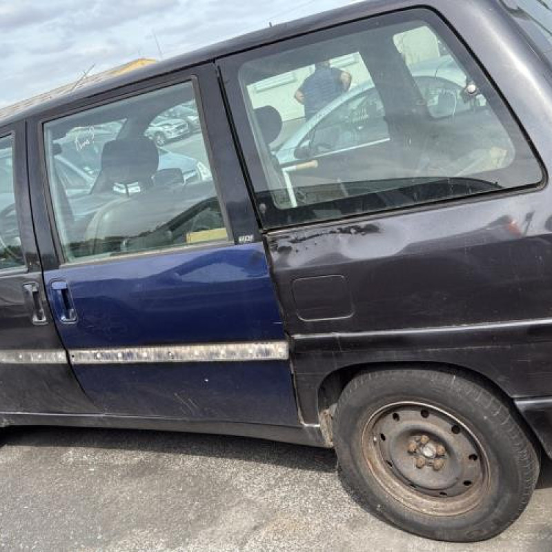 Feu arriere principal droit (feux) CITROEN EVASION Photo n°9