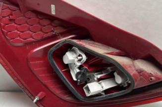 Feu arriere principal droit (feux) FORD FIESTA 6