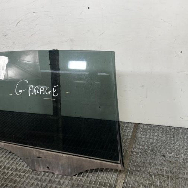 Vitre arriere droit VOLKSWAGEN GOLF 6 Photo n°3