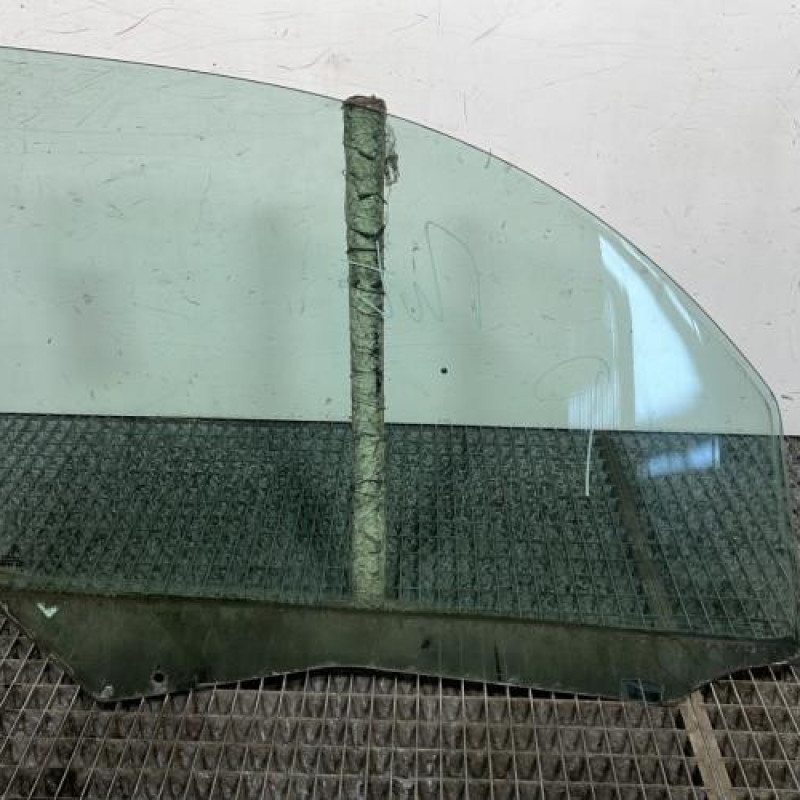 Vitre avant gauche CITROEN C3 PICASSO Photo n°4