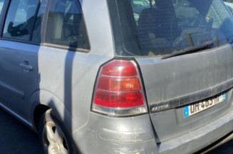 Optique avant principal gauche (feux)(phare) OPEL ZAFIRA B