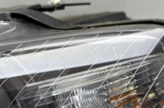 Optique avant principal gauche (feux)(phare) VOLKSWAGEN PASSAT 5