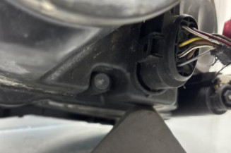 Optique avant principal gauche (feux)(phare) VOLKSWAGEN PASSAT 5