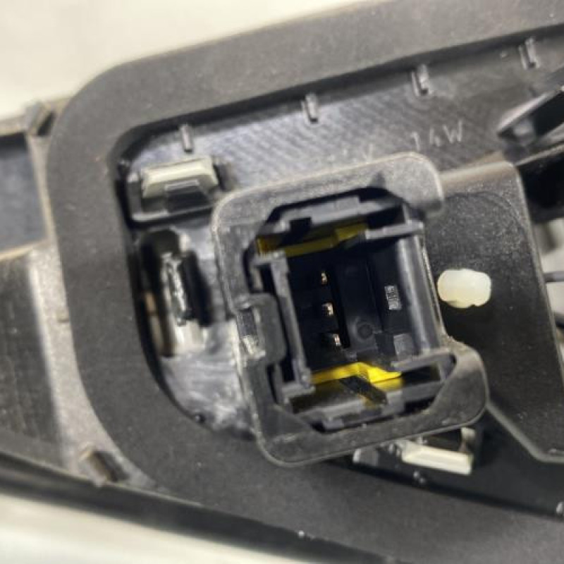 Feu arriere secondaire gauche (feux) RENAULT MEGANE 4 Photo n°3