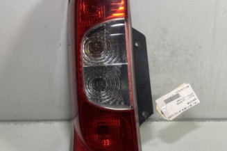 Feu arriere principal gauche (feux) PEUGEOT BIPPER Photo n°1