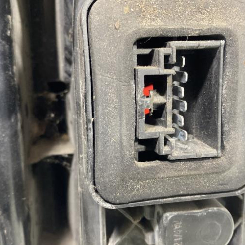 Feu arriere principal gauche (feux) PEUGEOT BIPPER Photo n°3