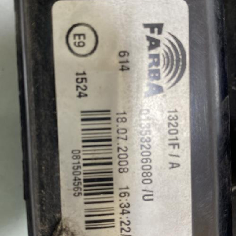 Feu arriere principal gauche (feux) PEUGEOT BIPPER Photo n°4