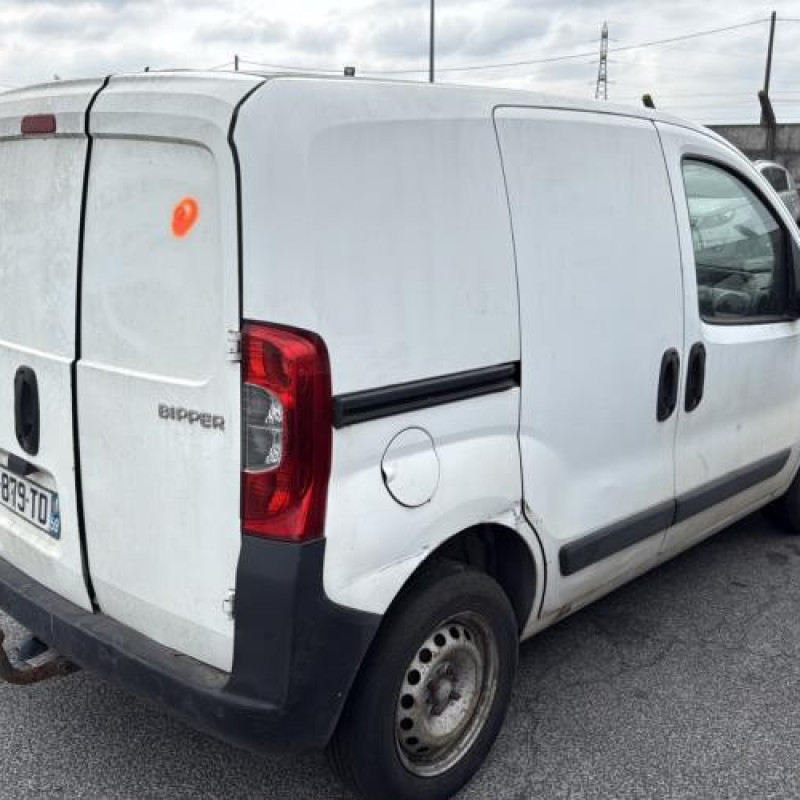 Feu arriere principal gauche (feux) PEUGEOT BIPPER Photo n°7