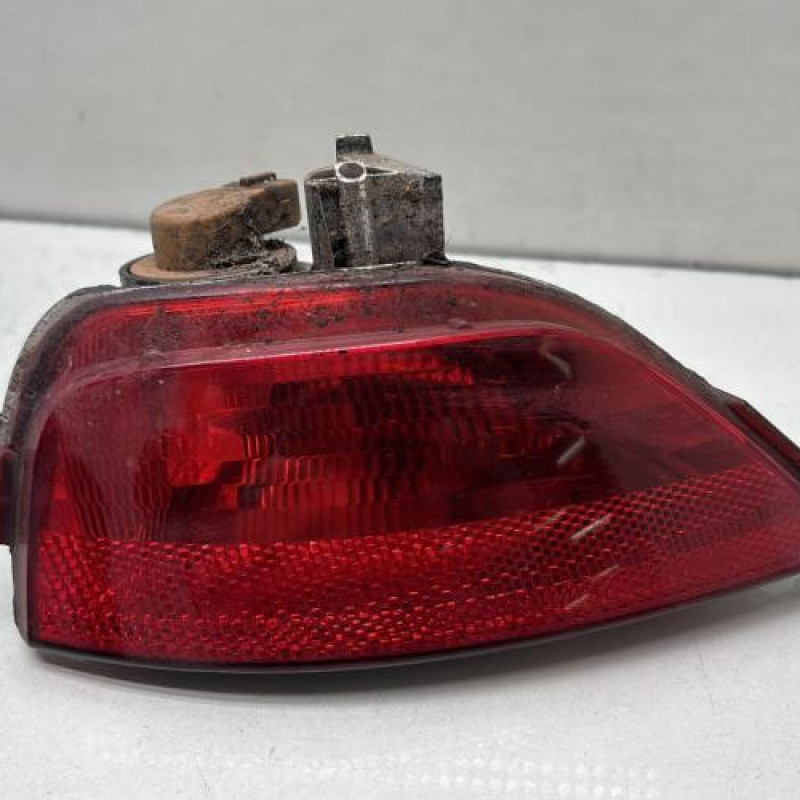 Anti brouillard arriere droit RENAULT MEGANE 4 Photo n°1