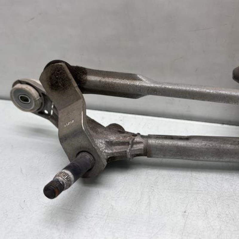 Moteur essuie glace avant RENAULT MEGANE 4 Photo n°3