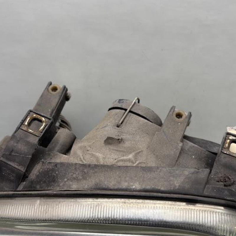 Optique avant principal gauche (feux)(phare) VOLKSWAGEN GOLF 4 Photo n°2