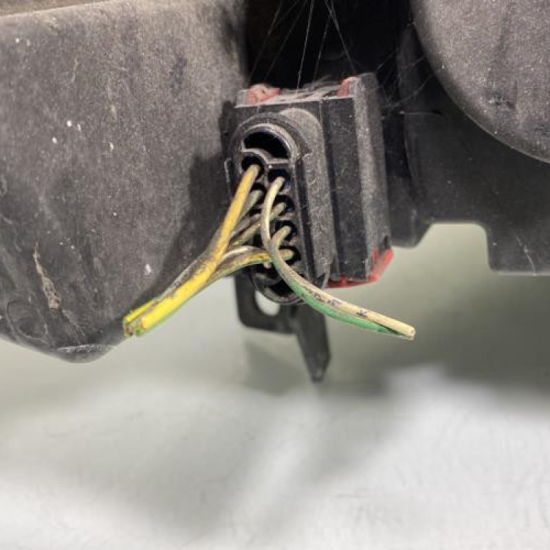 Optique avant principal gauche (feux)(phare) PEUGEOT 407 Photo n°4